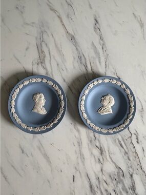 Pair of Wedgwood Jasperware trinket dishes